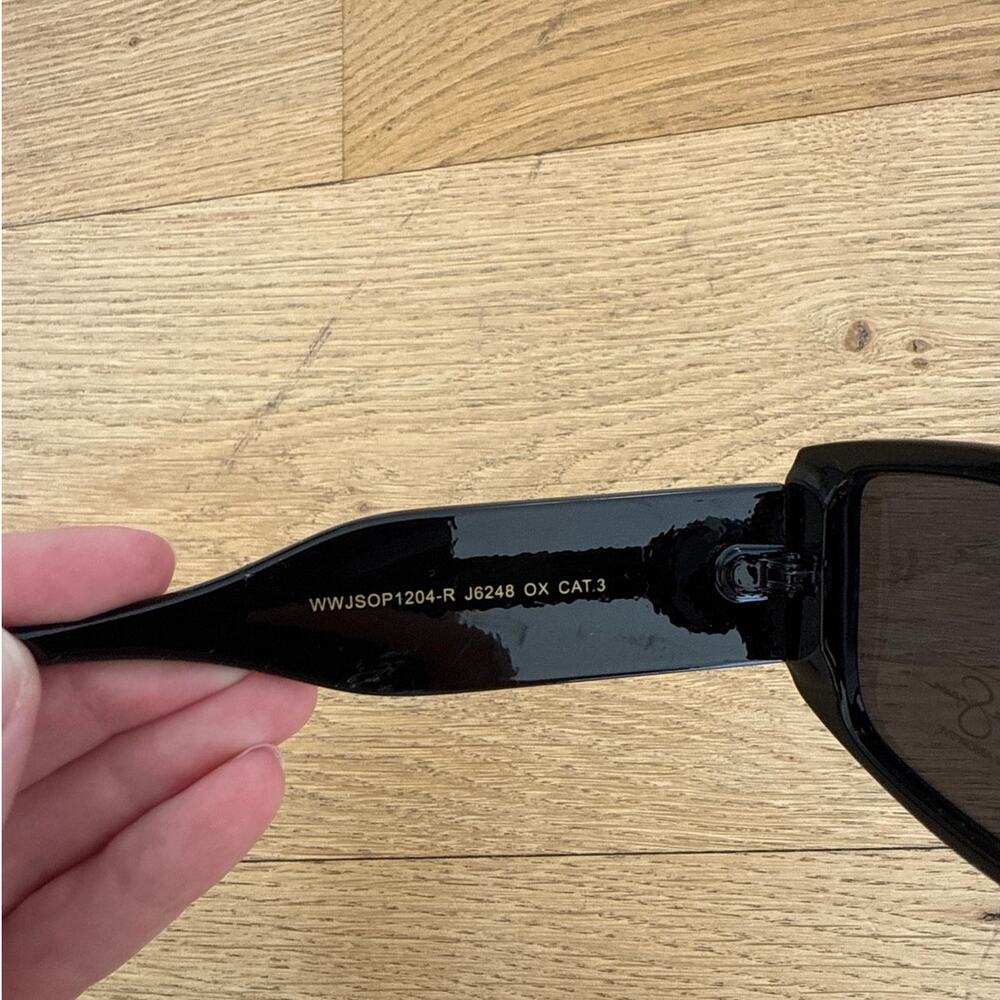 Jessica Simpson - Modern Rectangular Sunglasses I… - image 4